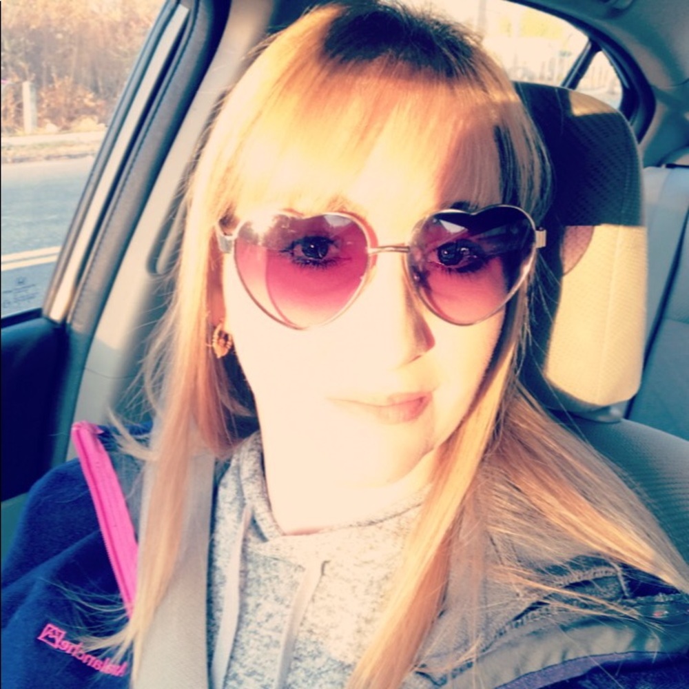 Meet your Posher, Christy